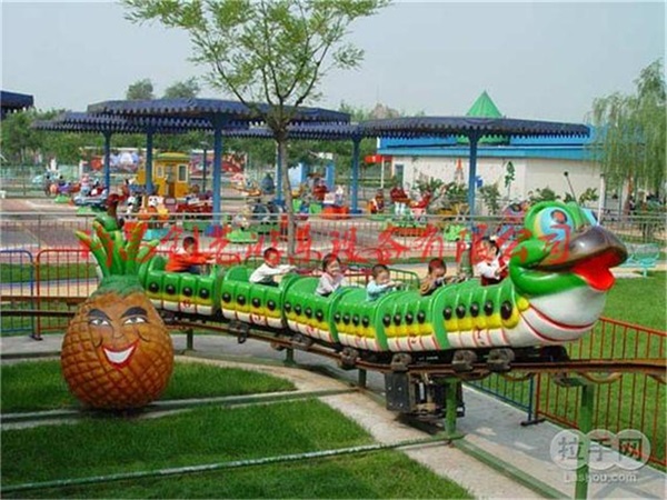 许昌创艺游乐设备有限公司_青虫滑车