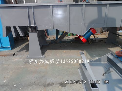 500*3米長振動篩 直線篩分機