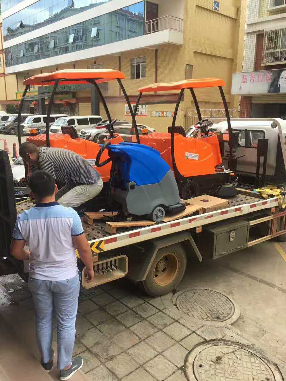 成都扫地车维修_【地霸清洁设备】
