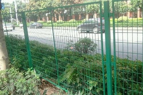 荷兰网护栏厂,荷兰网护栏,穗安服务至上(  荷兰网护栏柱  荷兰网护栏价格