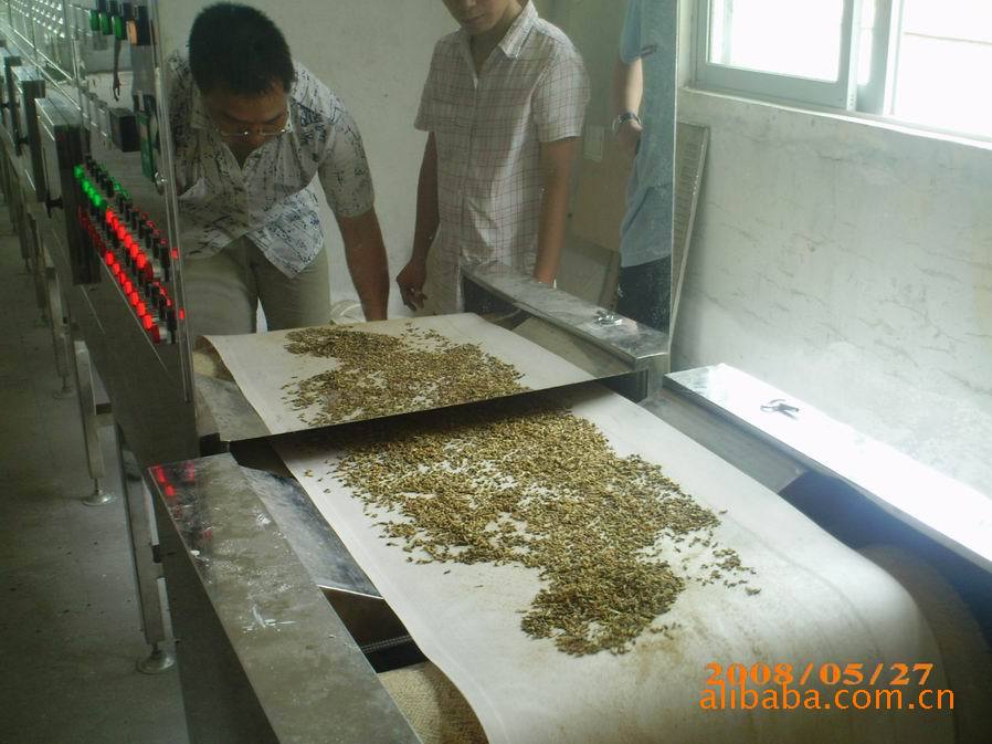 猫粮烘干机价格 微波猫粮干燥杀菌设备厂家  猫粮烘干设备  微波烘干设备