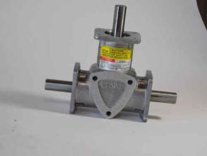 维克托特价供应美国BOSTON减速机等产品。&nbsp;&nbsp;8106DRIVE1/6-1/3HP1