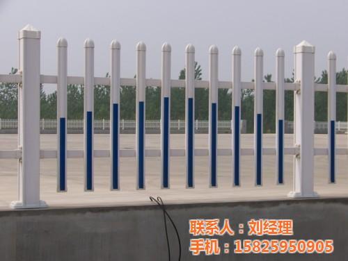 公路护栏网,江苏护栏网,重庆祥驰护栏网( 体育场护栏网 草坪护栏网