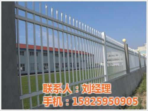 河北护栏网,重庆祥驰护栏网批发,护栏网厂 护栏网厂家批发 公路护栏网批发 勾花护栏网批发
