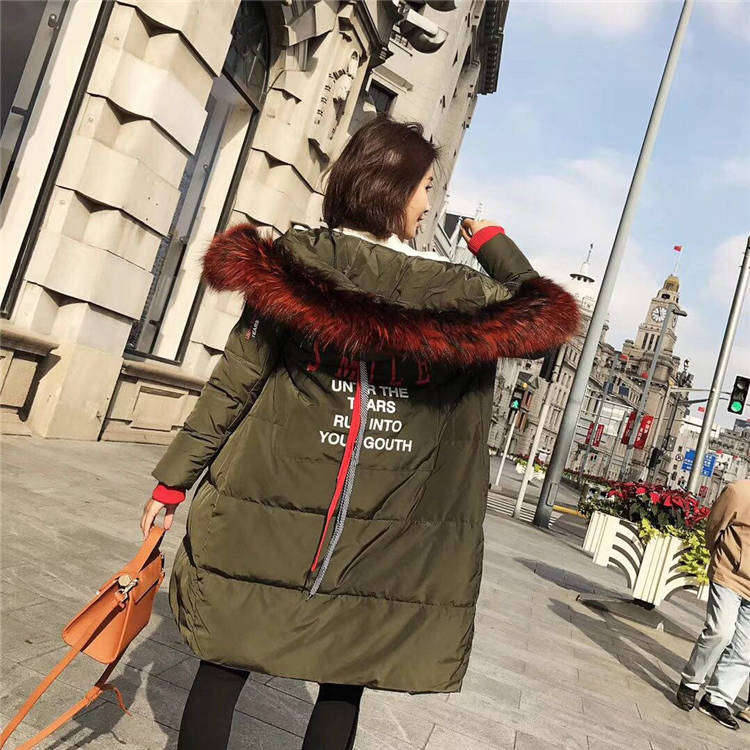 新款羽绒服冬品牌折扣批发  女装批发