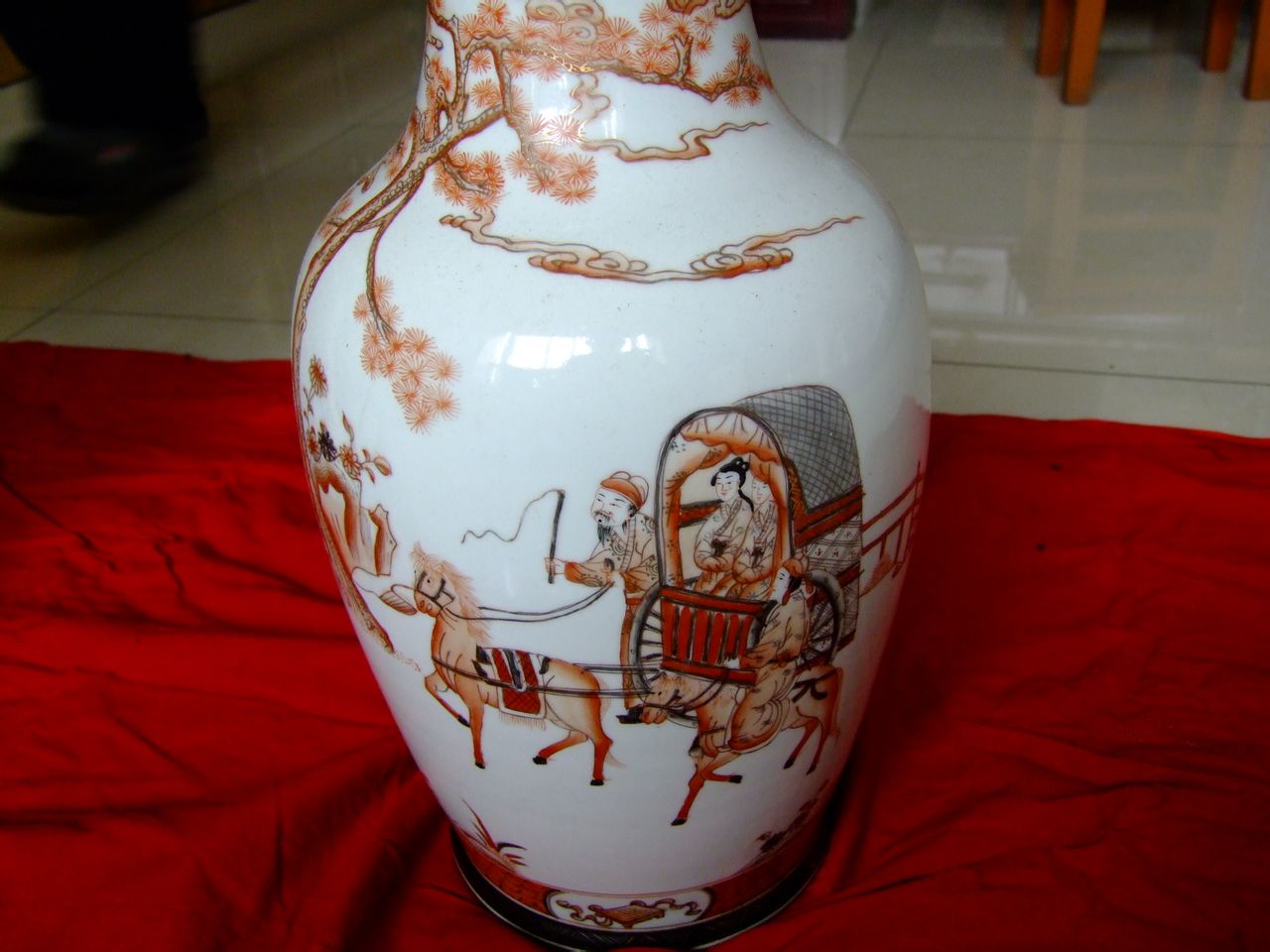光绪瓷器2018年去哪里拍卖可靠深圳雍乾盛世出手高价格  新加坡春拍  光绪瓷器成交率
