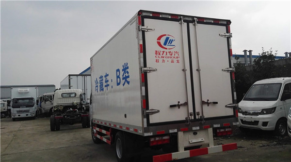 厂家直销东风多利卡4.2米食品运输冷冻冷藏车价格&nbsp;&nbsp;保温保鲜车