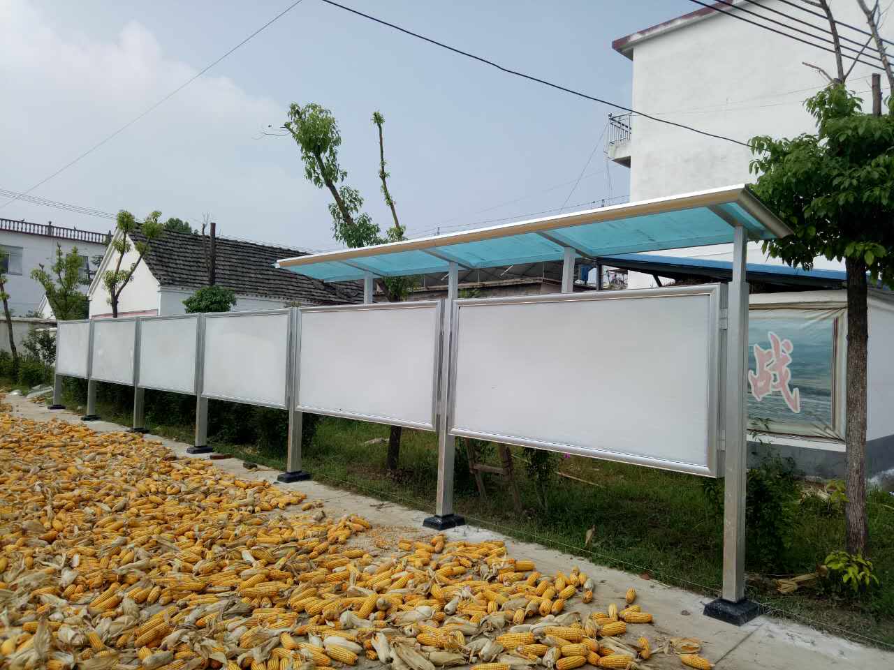 铝合金框架宣传栏 铝型材户外公告栏