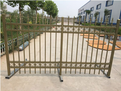 找栅栏到拓峰护栏_城市护栏  栅栏围栏  栅栏围栏厂家