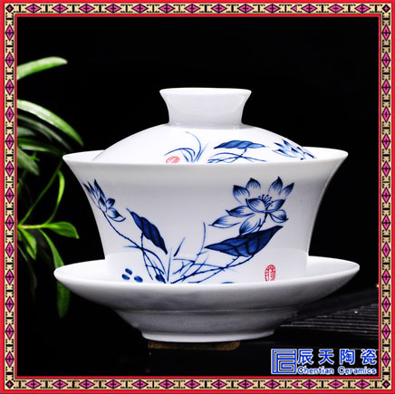 陶瓷盖碗加字订做   时尚健康盖碗&nbsp;&nbsp;统莲花盖碗&nbsp;&nbsp;喜庆礼品盖碗&nbsp;&nbsp;红花釉盖碗