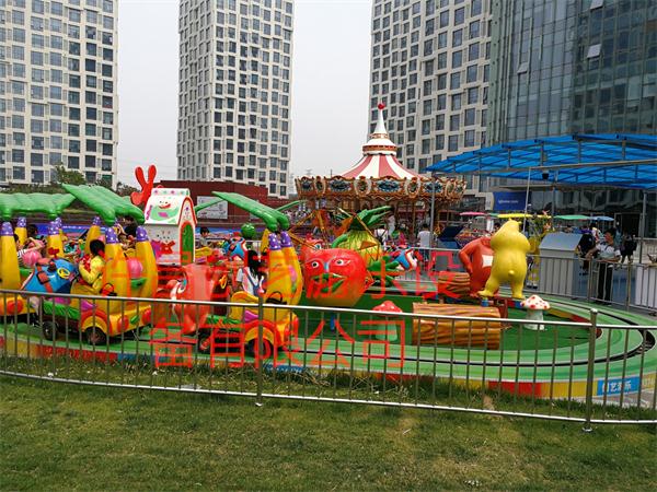 许昌创艺游乐设备有限公司_香蕉火车