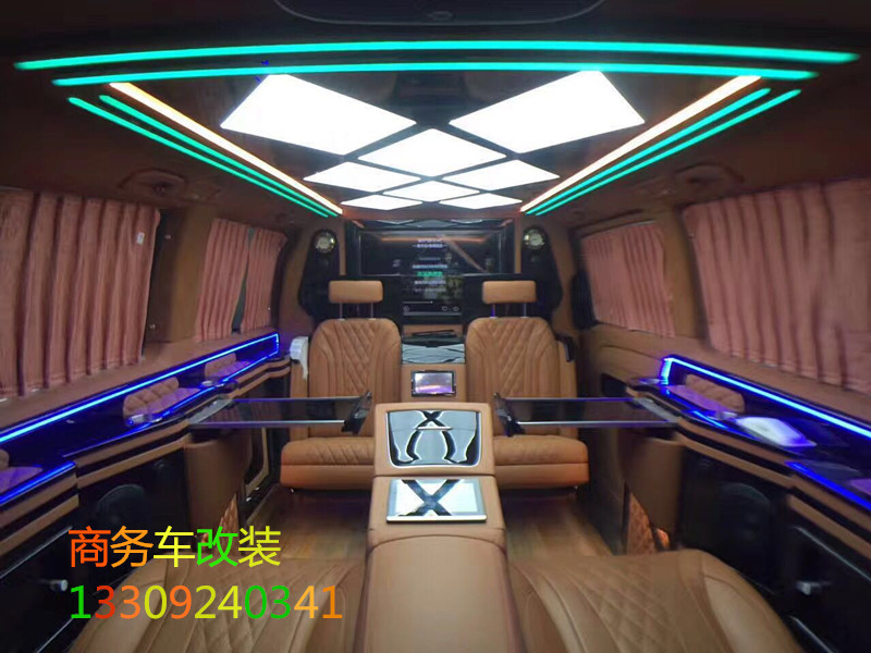 西安舒途商务房车内饰改装真不错&nbsp;&nbsp;汽车桃木件改装&nbsp;&nbsp;扶手箱定制&nbsp;&nbsp;汽车升降茶几