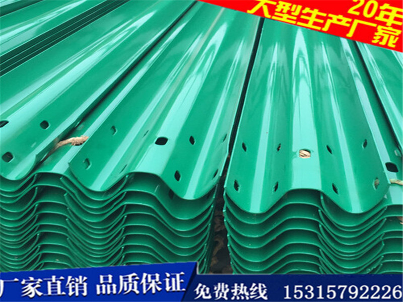 优质的两波波形护栏板就在润通交通设施|两  双波护栏板  三波波形梁护栏板