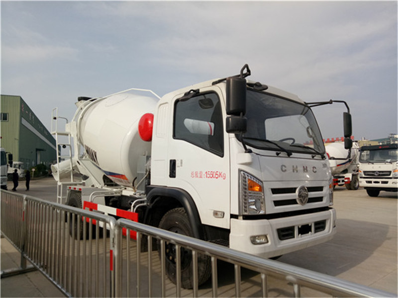 玉林南俊6方7方水泥搅拌车厂家降价促销  6方搅拌车  搅拌车价格