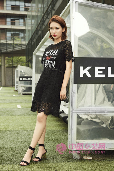 想要受欢迎的MiMU米缪女装,就找沐沐服  沐沐女装  女装尾货批发