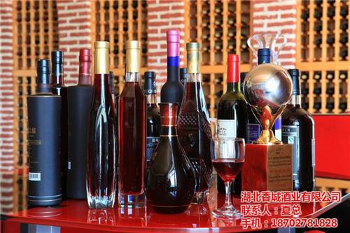 湖北香城酒业,三亚酿果酒,草莓酿果酒  桑葚酿果酒  猕猴桃酿果酒