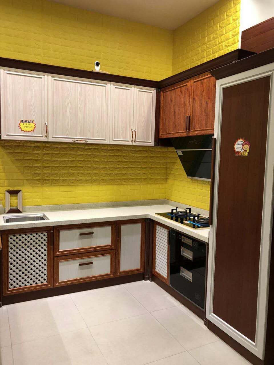 雄秀铝业：整体橱柜定做全铝家具定制  全铝衣柜  全铝橱柜