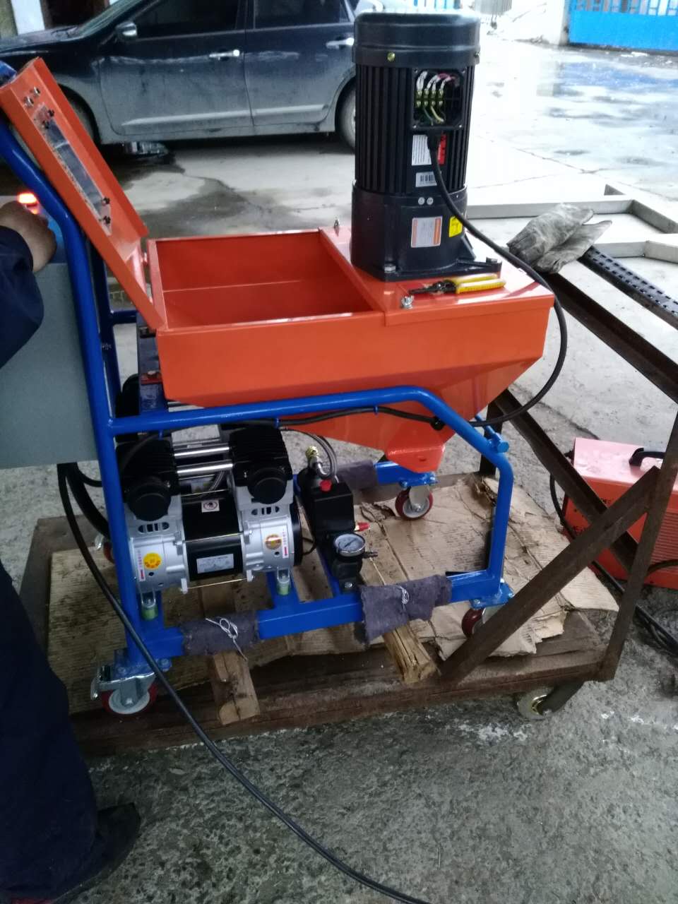 多功能腻子喷涂机多少钱一台  水泥砂浆喷涂机  建筑砂浆喷涂机  聚氨酯喷涂机