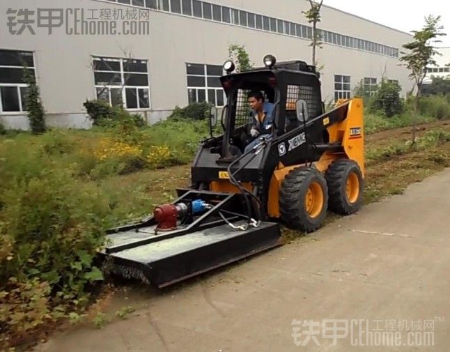 大型割草机 驾驶式割草机 草坪割草机