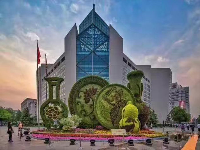 固原草雕，哪家公司做银川园艺雕刻比较专业  宁夏园艺雕刻  银川草雕