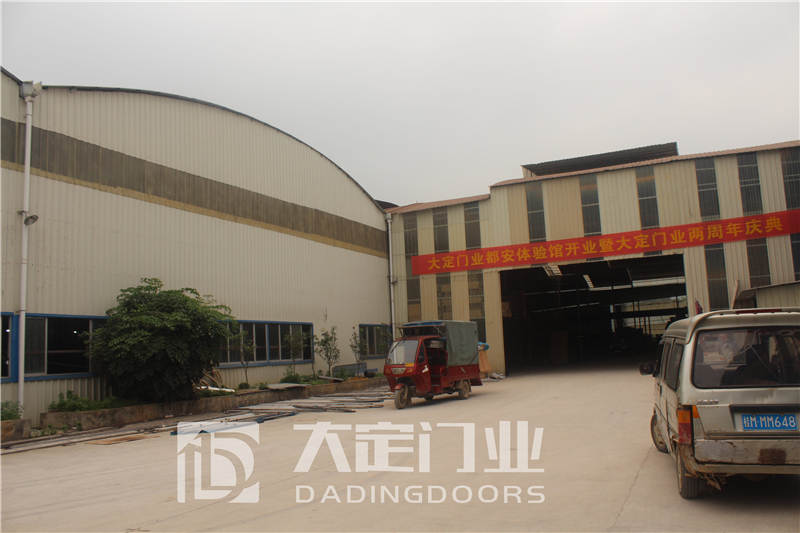 出售河池好的彩色不锈钢门，广西品牌不锈钢  广西不锈钢门厂  广西彩色不锈钢门