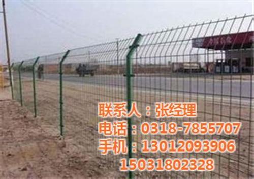 双晟丝网|高速公路护栏网|专业制造高速公  优质的高速公路护  长期供应高速公路  价格最低的高速公