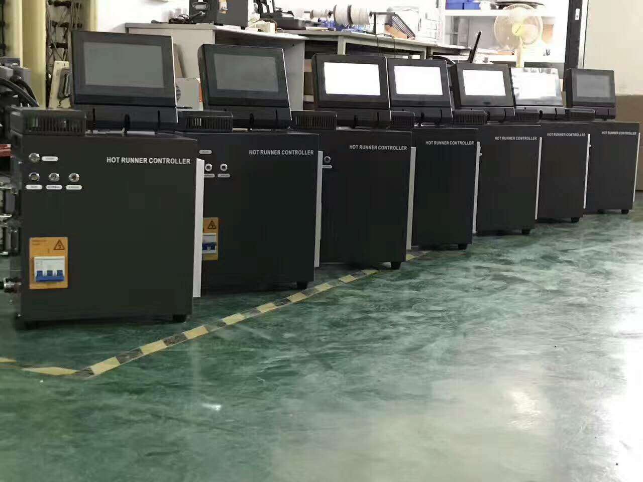 热流道模具TDC800款触摸屏温控箱,一体化式
