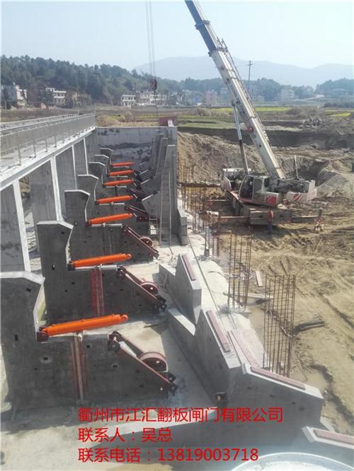 翻板闸门_江汇翻板闸门专业团队_地轴驱动  水利自控翻板闸门  地轴驱动翻板闸门