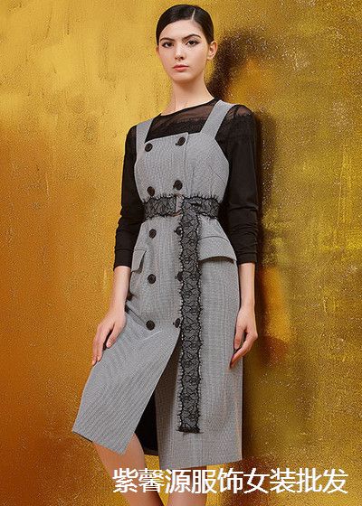 供应紫馨源国际大牌女装纽方品牌女装折扣批发尾货&nbsp;&nbsp;供应尾货