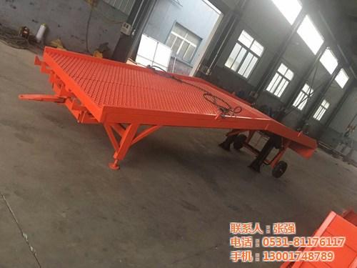 移动登车桥_济南金创移动登车桥_移动登车  移动登车桥品牌  移动登车桥多少钱  常规移动登车桥