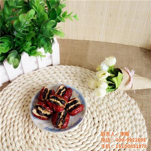 枣夹核桃_希瑞食品_枣夹核桃葡萄干功效  枣夹核桃批发多少  枣夹核桃生产过程