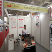 山东菏泽日照 压铸冲压零件抛光机去毛刺机去边锋_清洗  磁针抛光机  磁针研磨机  磁针平移机