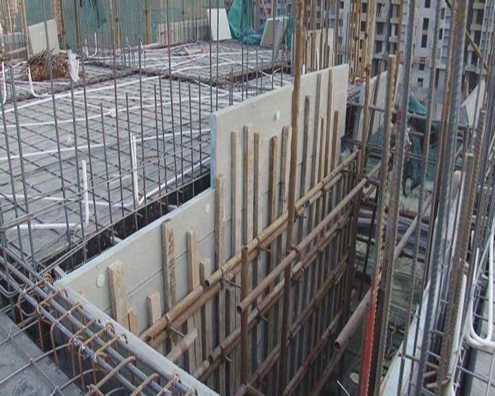河北省销售FS保温一体化免拆外模板设备技术成熟&nbsp;&nbsp;FS免拆板设备