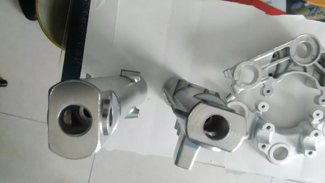 北京精密机械零件去毛刺机制造厂  磁力抛光机  清洗机