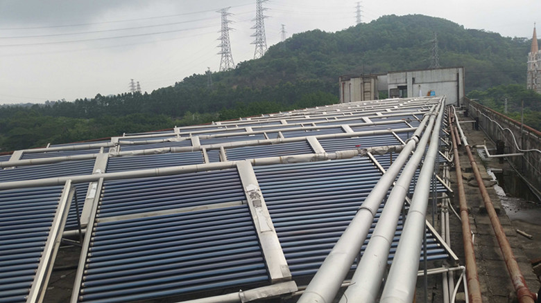 买太阳能热水器就来润辉机电_太阳能热水器  太阳能热水器厂家  太阳能热水器批发
