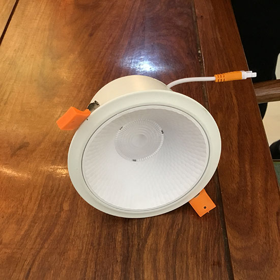 LED天花筒灯厂家优选名泓照明 数百位设计师推荐品牌
