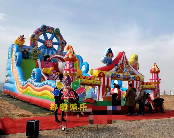 郑奥厂家直销大型充气城堡充气玩具批发  充气滑梯
