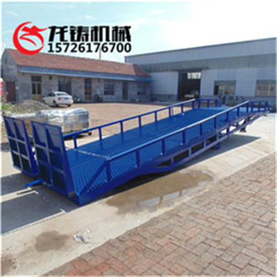 菏泽10吨登车桥价格多少钱？&nbsp;&nbsp;移动式登车桥&nbsp;&nbsp;牵引式登车桥&nbsp;&nbsp;翻转式登车桥