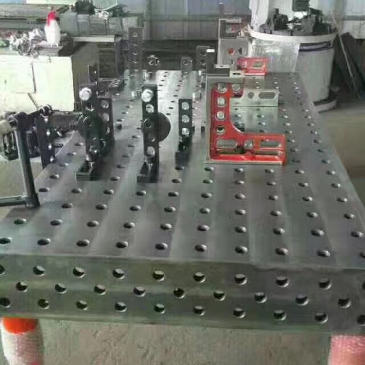 供应铸铁三维柔性焊接平台工作台制作精巧  焊接工作台