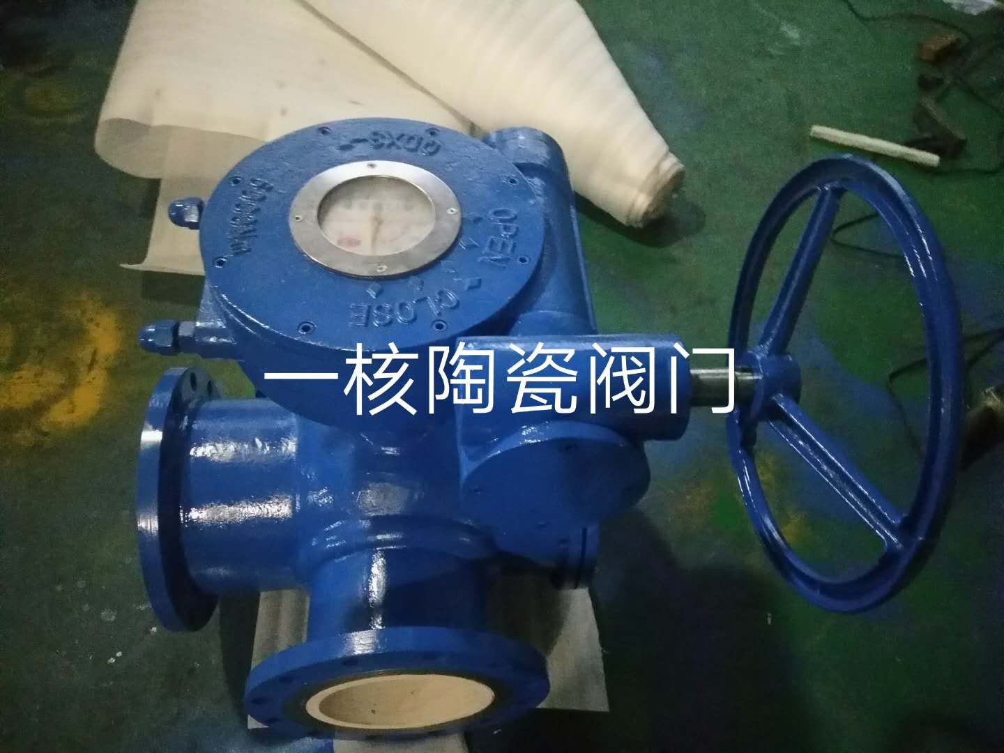 三通陶瓷球阀 专业生产陶瓷阀门  一核陶瓷阀门&nbsp;&nbsp;带涡轮三通球阀&nbsp;&nbsp;涡轮三通陶瓷球阀