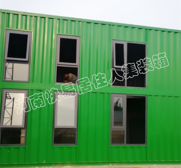 铁箱式集装箱loft样板间  郑州住人集装箱  铁箱样板间  活动房