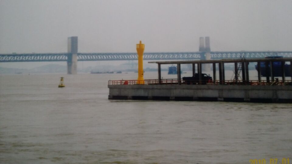 济南市新型遥控遥测航标灯航空障碍灯桥涵灯桥柱灯