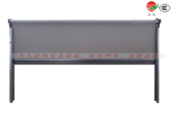 动车窗帘哪里卖-上海上久动车遮阳帘生产厂家