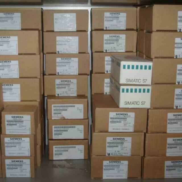 西门子PLC扩展模块代理商 西门子PLC总电缆 西门子PLC控制器