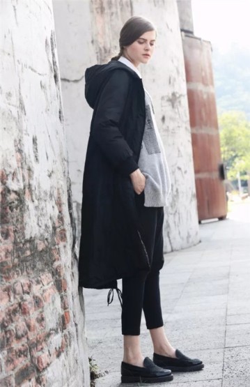 关于品牌折扣女装的走份批发和份货 品牌折扣女装走份 品牌折扣女装批发 品牌折扣女装份货