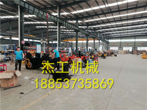 小型碾子 小型压路机 小型路面道路修建压实机图片&nbsp;&nbsp;路面修建压实机