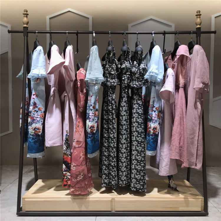 【风影真丝】18夏高端真丝连衣裙品牌折扣女装尾货  高端精品女装  品牌折扣尾货  开店货源