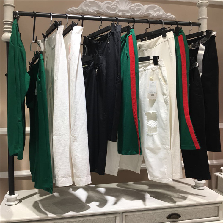 【韩宜】17秋品牌折扣女装少淑风格店铺货源  精品女装  折扣尾货  开店渠道货源