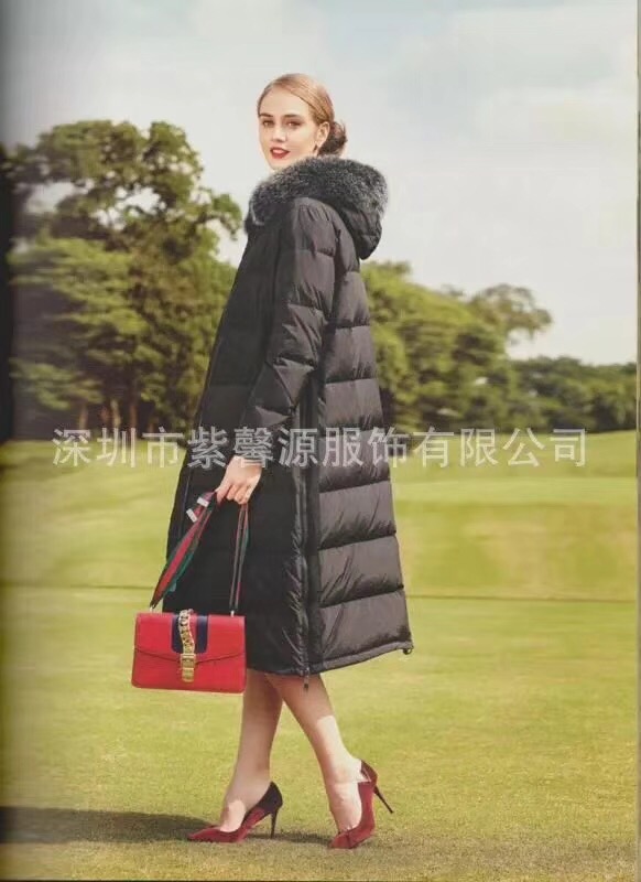 香港宝莱国际品牌女装折扣批发走份&nbsp;&nbsp;品牌女装折扣走份