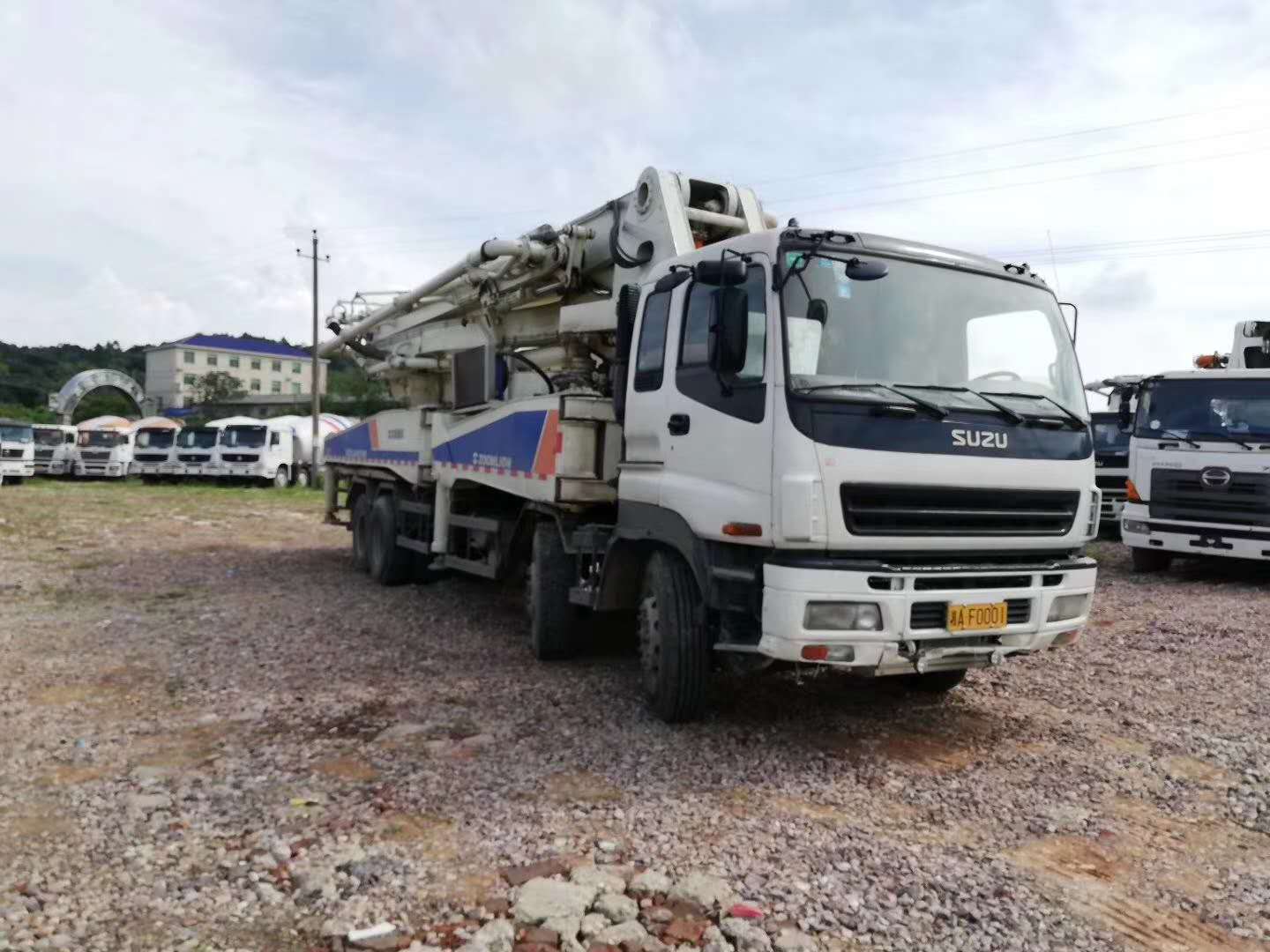 丽江市华坪县中联重科泵车出租指导价格